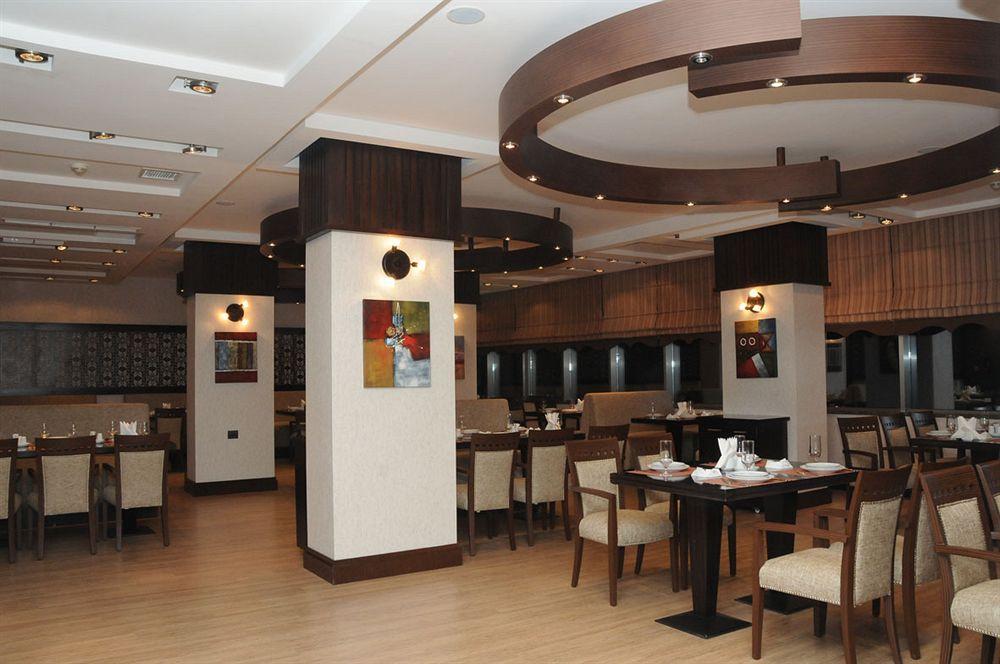 Iron Hotel Hokmeli Luaran gambar