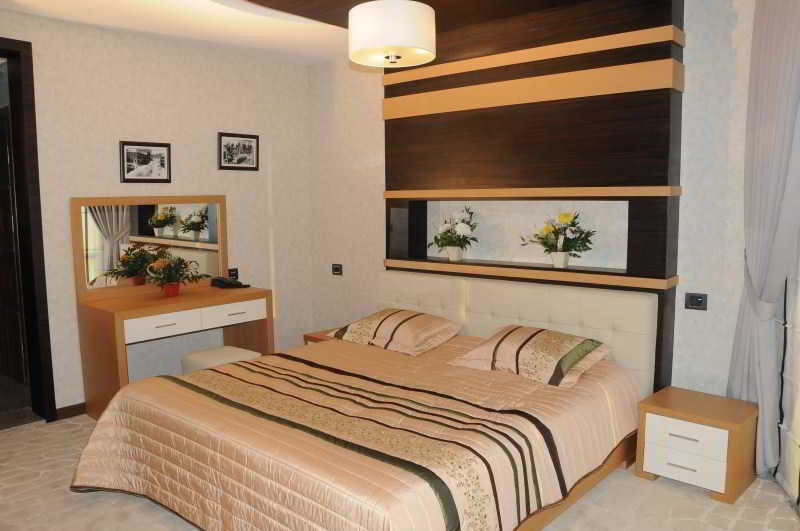 Iron Hotel Hokmeli Luaran gambar