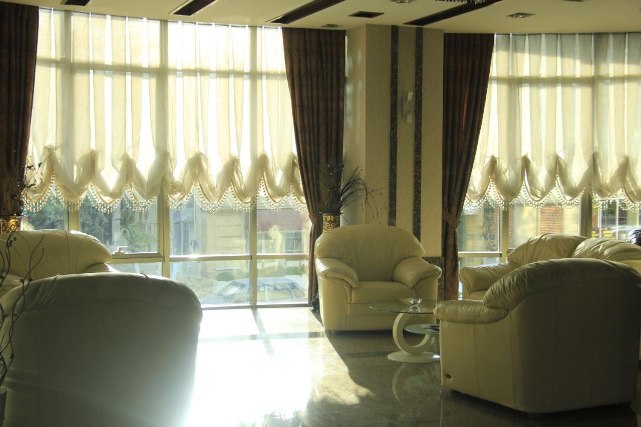 Iron Hotel Hokmeli Luaran gambar