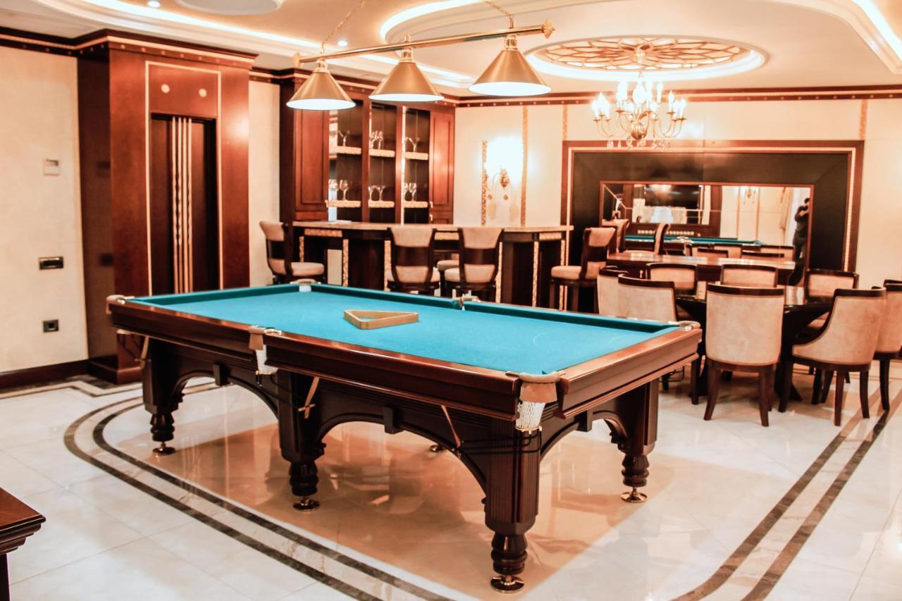 Iron Hotel Hokmeli Luaran gambar